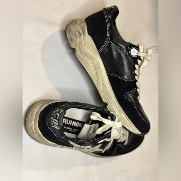 Golden Goose Deluxe Brand - Picture 2 of 4